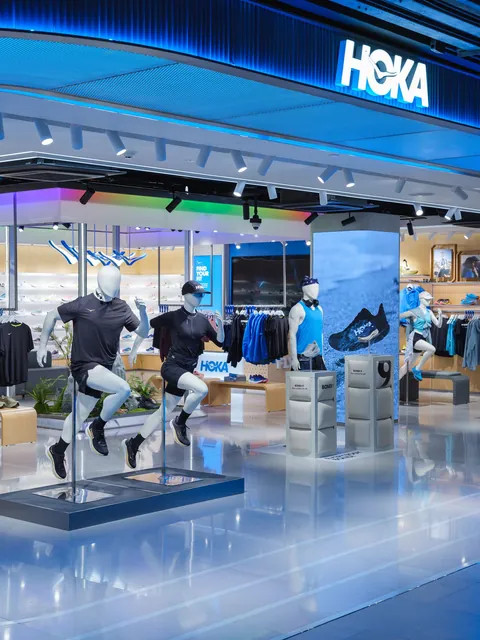 Completed HOKA retail installation at ICONSIAM